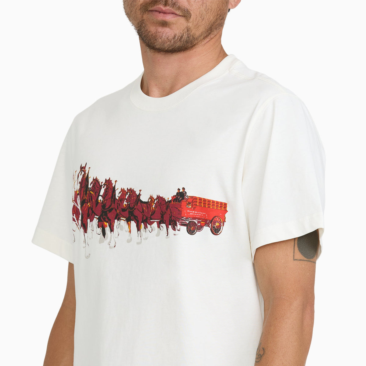 Dickies x Budweiser® Classic Delivery Graphic T-Shirt - Egret (C48)