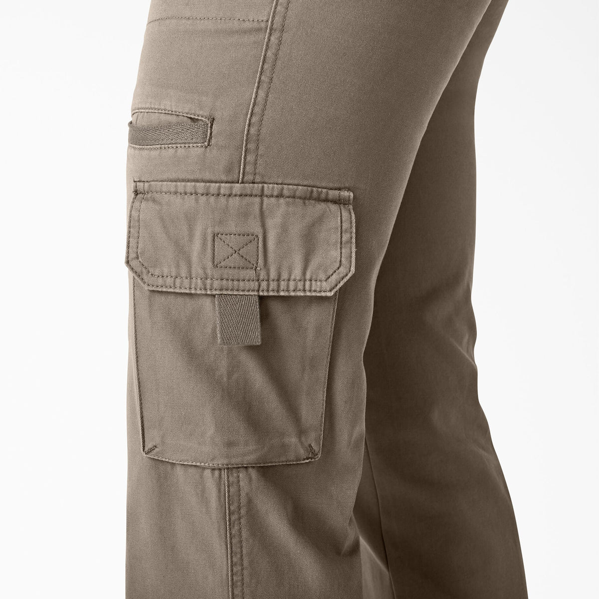 Women's Relaxed Fit Straight Leg Cargo Pants - Rinsed Pebble Brown (RNP)